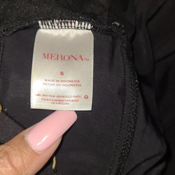 Swimwear 2 pcs Bundle - Picture 10 of 10